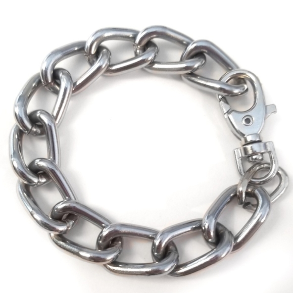 Chunky Stainless Link Bracelet - Picture 4 of 6